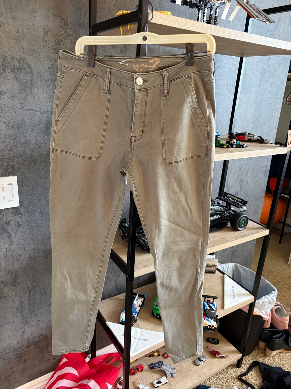 Seven7 women’s Straight-Leg Chinos in Olive